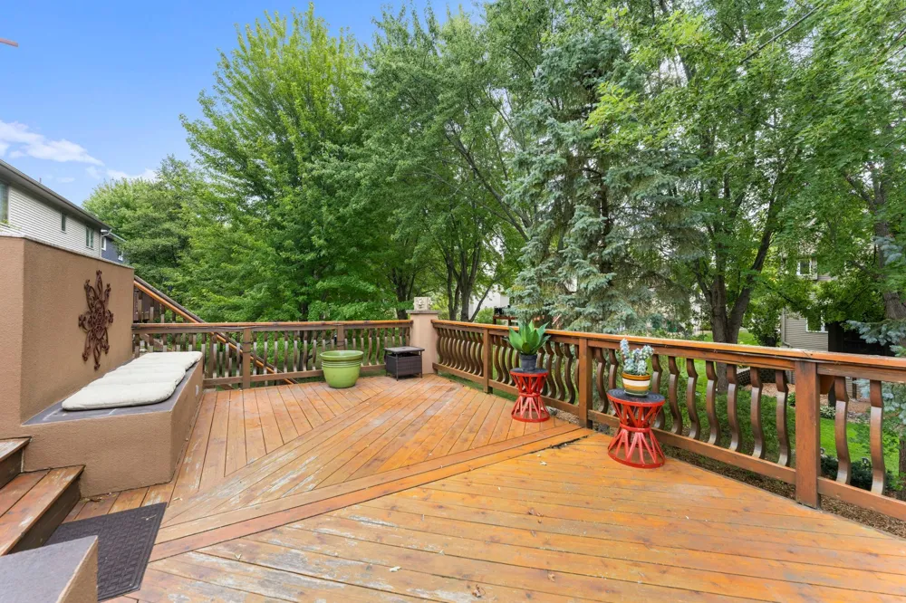 17269 80th Place Maple Grove, MN 55311