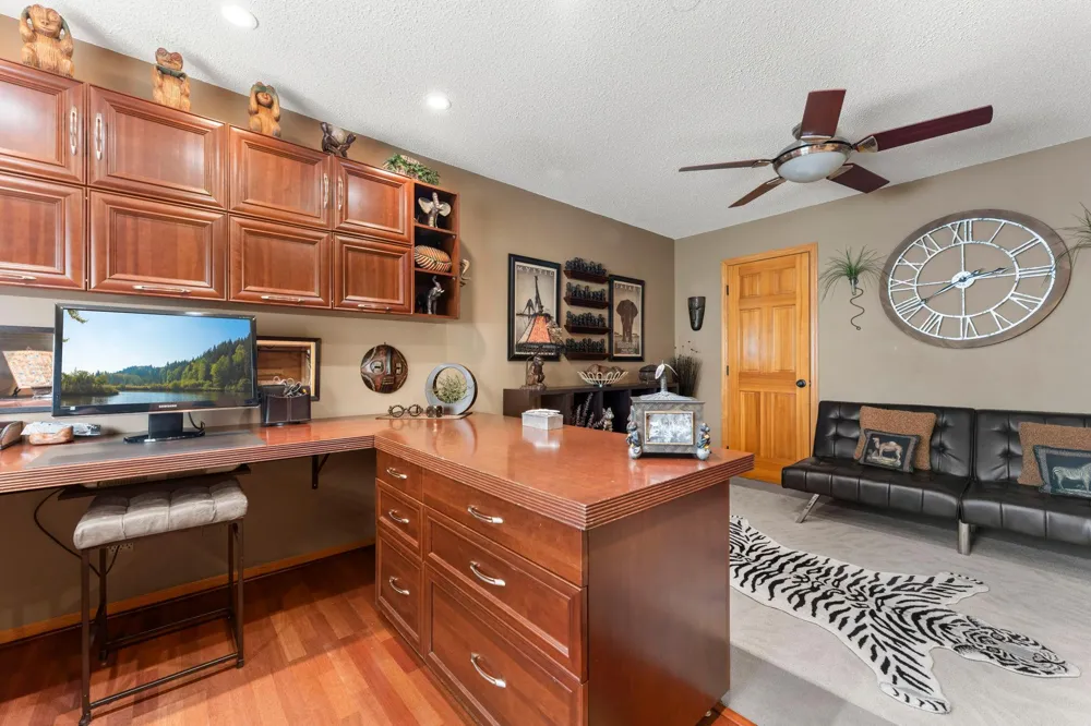 17269 80th Place Maple Grove, MN 55311