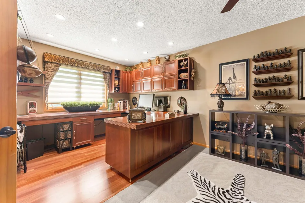 17269 80th Place Maple Grove, MN 55311