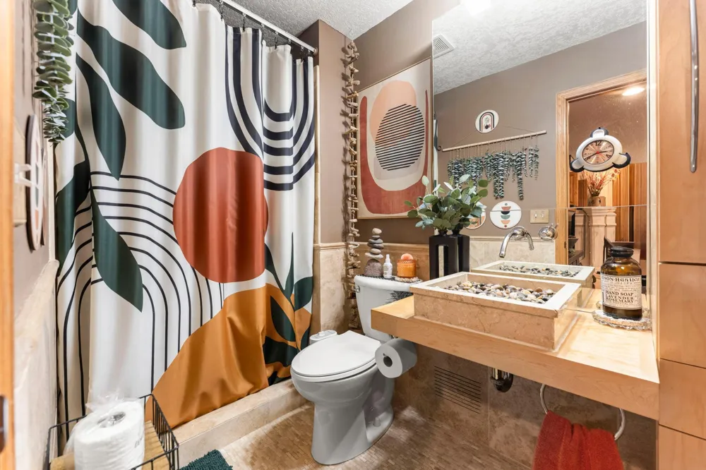 17269 80th Place Maple Grove, MN 55311
