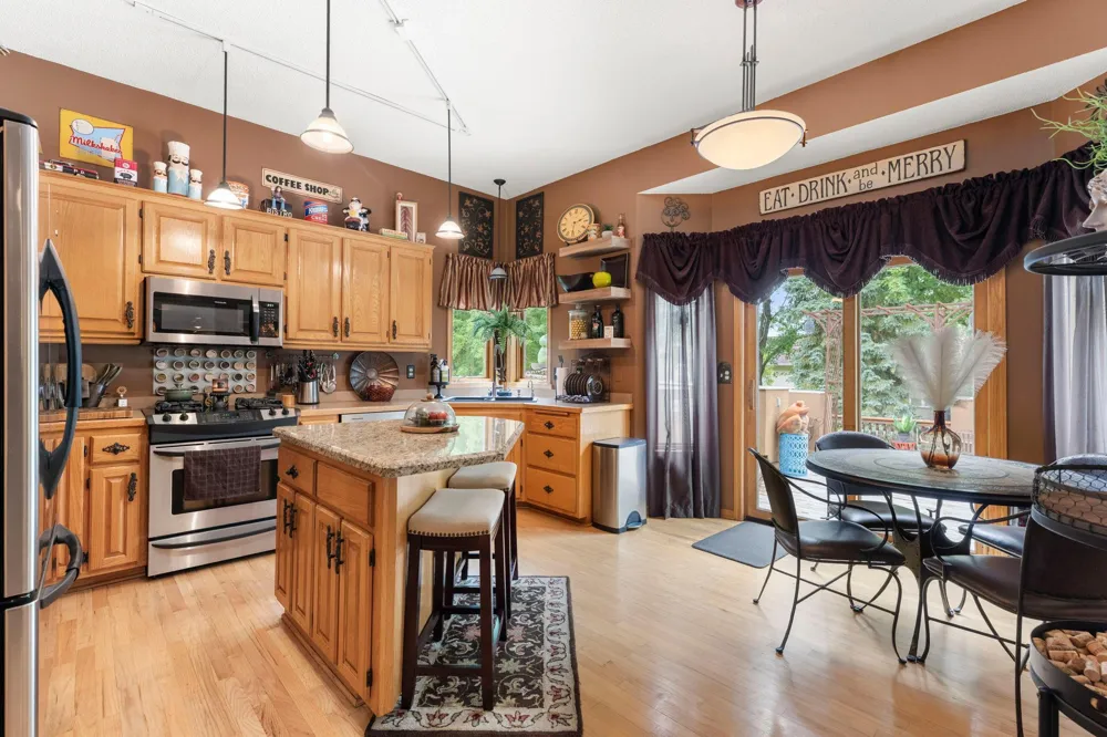 17269 80th Place Maple Grove, MN 55311