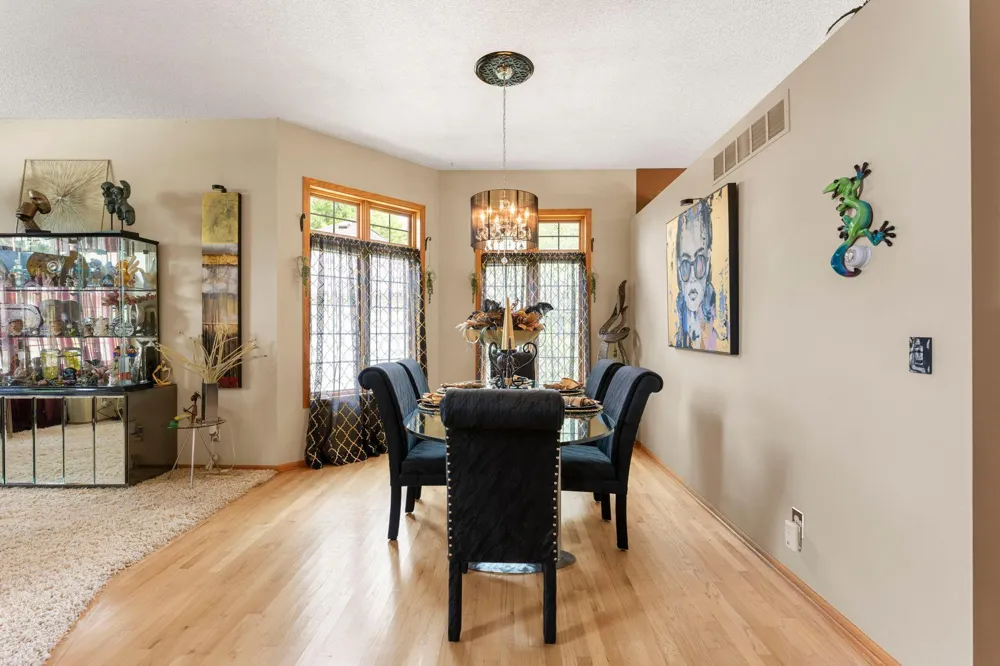 17269 80th Place Maple Grove, MN 55311
