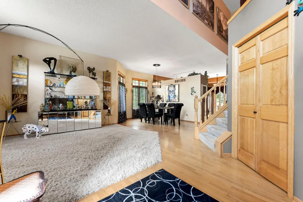 17269 80th Place Maple Grove, MN 55311
