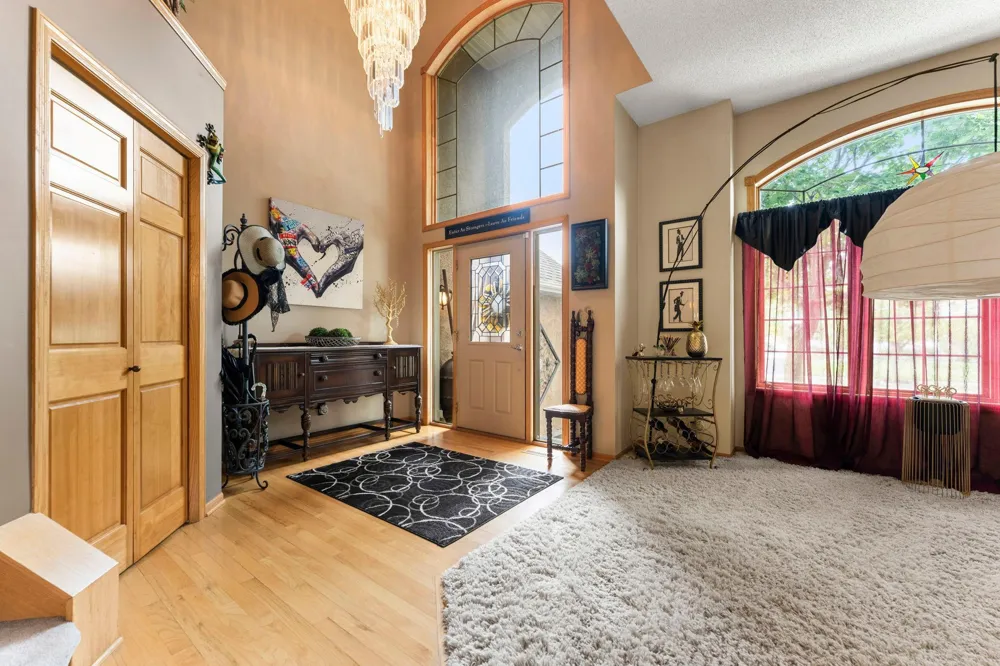 17269 80th Place Maple Grove, MN 55311