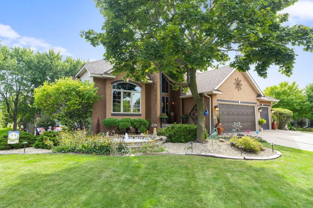 17269 80th Place Maple Grove, MN 55311
