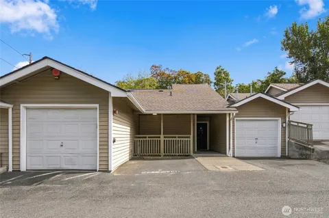 901 E Marine View Drive #305