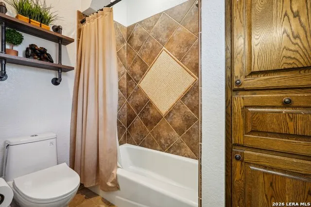 116 LAS BRISAS BLVD Seguin, TX 78155