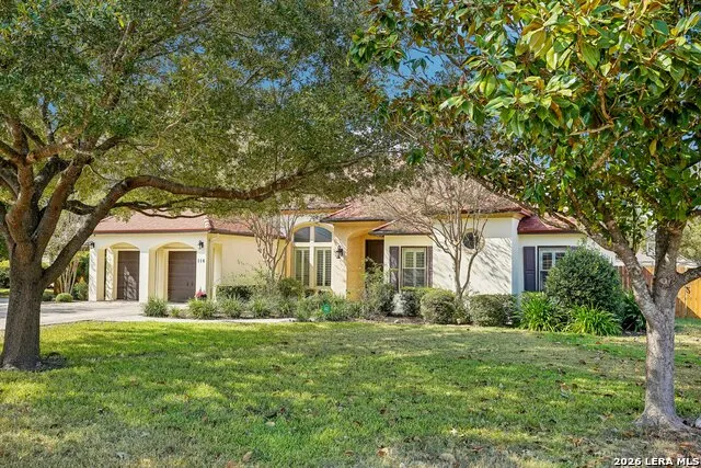 116 LAS BRISAS BLVD Seguin, TX 78155
