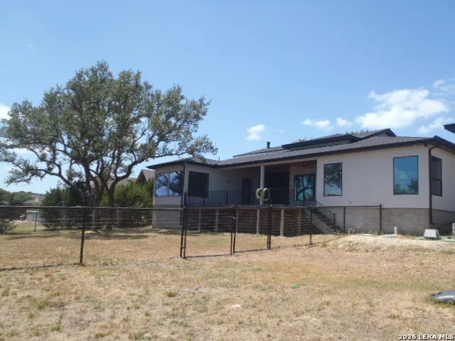 650 SHADY HOLW New Braunfels, TX 78132