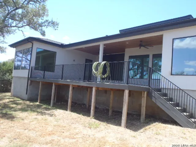 650 SHADY HOLW New Braunfels, TX 78132