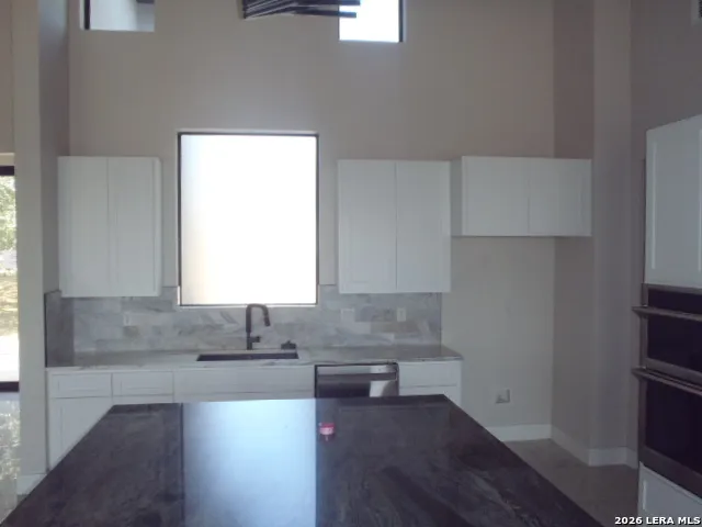 650 SHADY HOLW New Braunfels, TX 78132