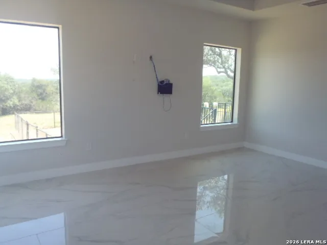 650 SHADY HOLW New Braunfels, TX 78132