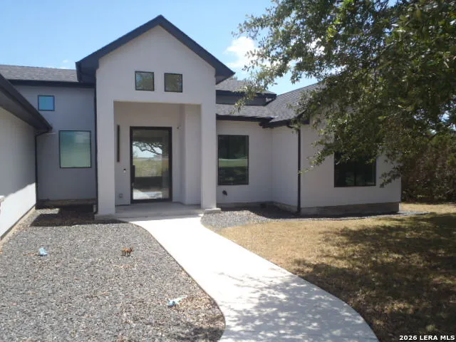 650 SHADY HOLW New Braunfels, TX 78132