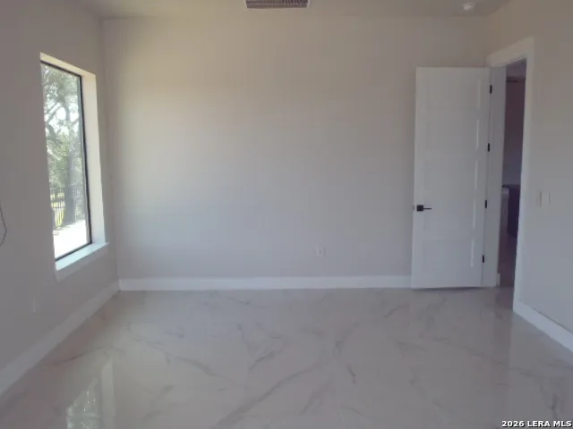 650 SHADY HOLW New Braunfels, TX 78132