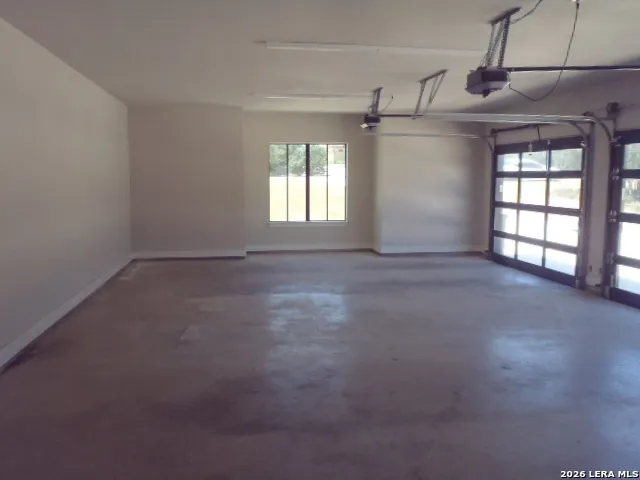650 SHADY HOLW New Braunfels, TX 78132