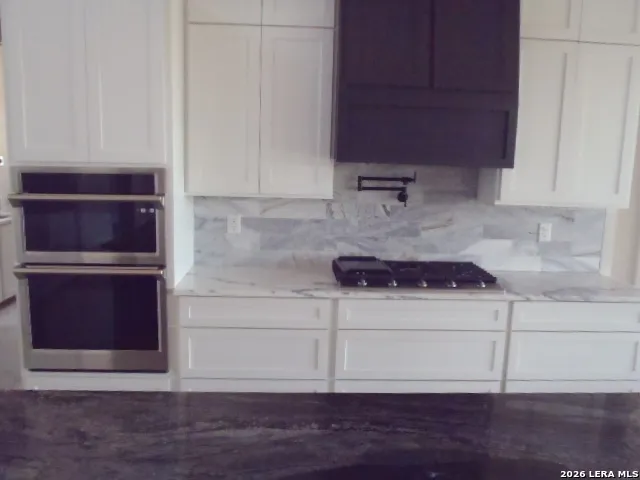 650 SHADY HOLW New Braunfels, TX 78132