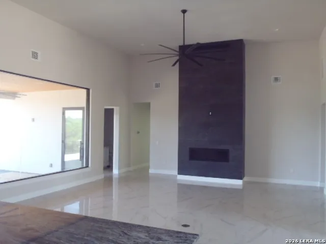 650 SHADY HOLW New Braunfels, TX 78132