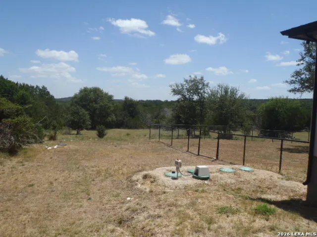 650 SHADY HOLW New Braunfels, TX 78132