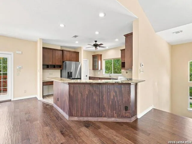 114 Cave Cir Boerne, TX 78006