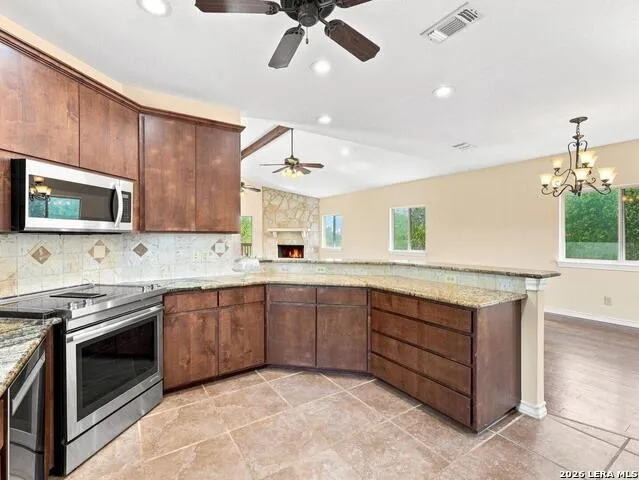 114 Cave Cir Boerne, TX 78006