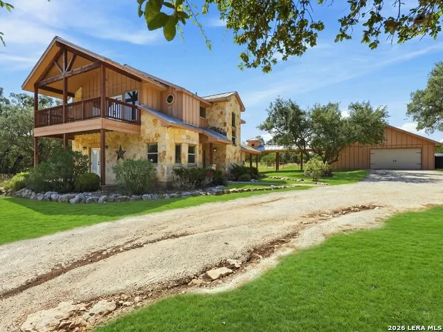 114 Cave Cir Boerne, TX 78006