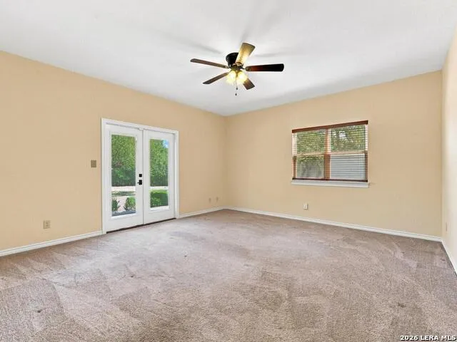 114 Cave Cir Boerne, TX 78006