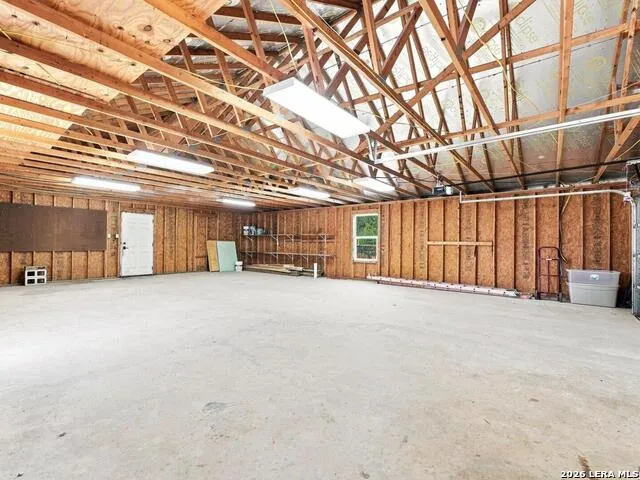 114 Cave Cir Boerne, TX 78006