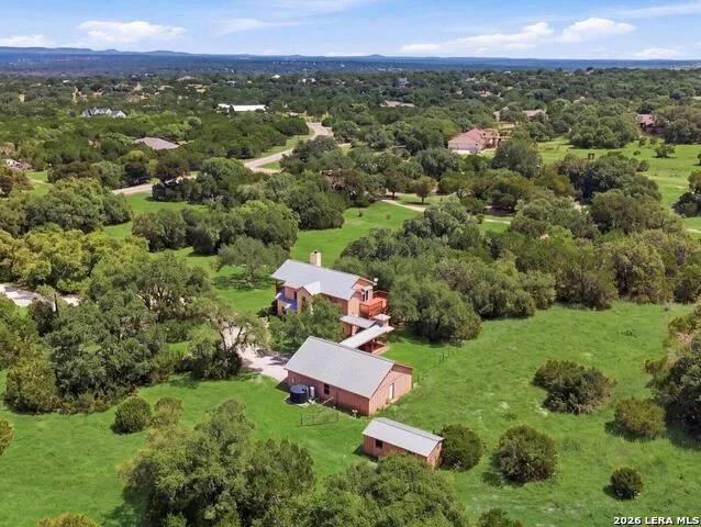 114 Cave Cir Boerne, TX 78006