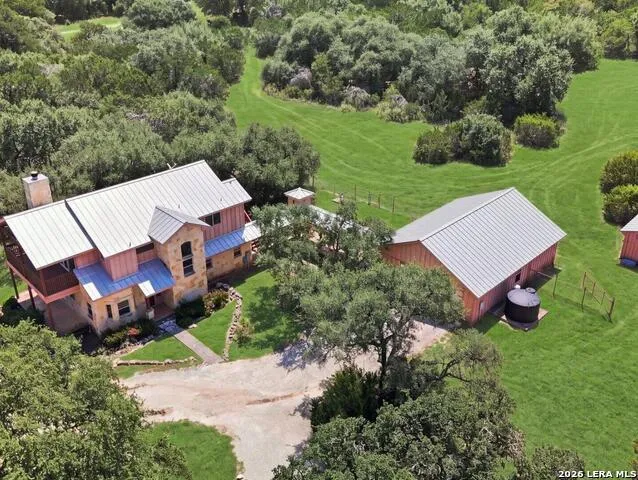 114 Cave Cir Boerne, TX 78006