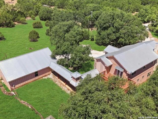 114 Cave Cir Boerne, TX 78006