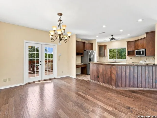 114 Cave Cir Boerne, TX 78006