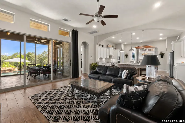 24142 Mateo San Antonio, TX 78261