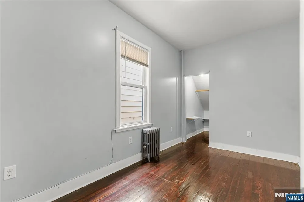 564 Sanford Avenue 1 Newark, NJ 07106