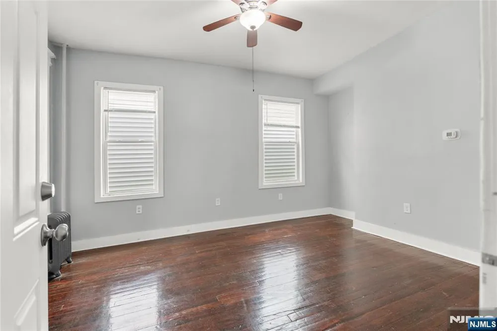 564 Sanford Avenue 1 Newark, NJ 07106