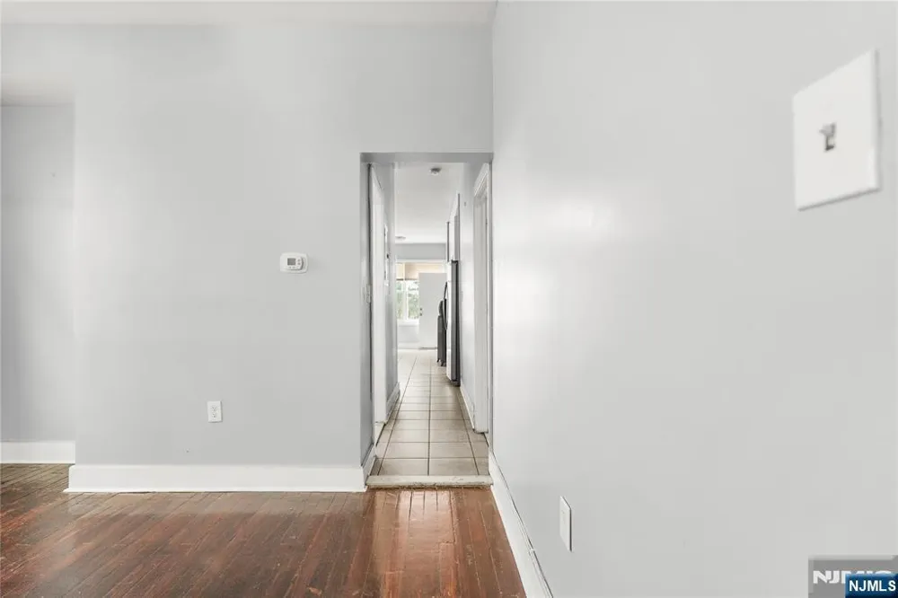 564 Sanford Avenue 1 Newark, NJ 07106