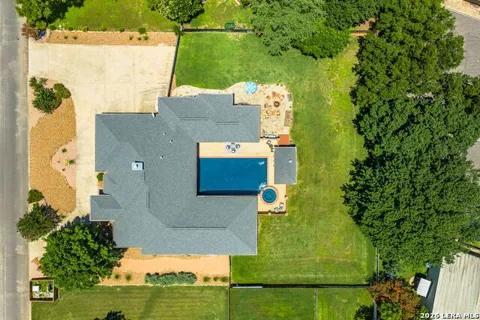 516 Winged Foot