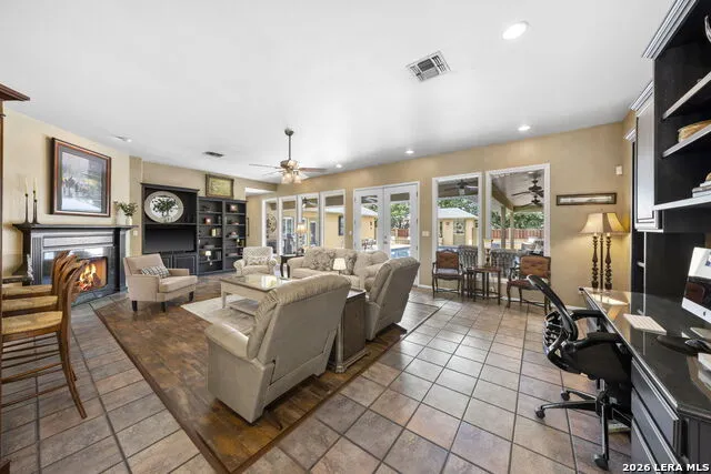 516 Winged Foot Kerrville, TX 78028