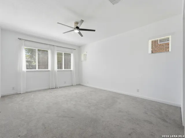 619 HIDDEN VIEW ST New Braunfels, TX 78130