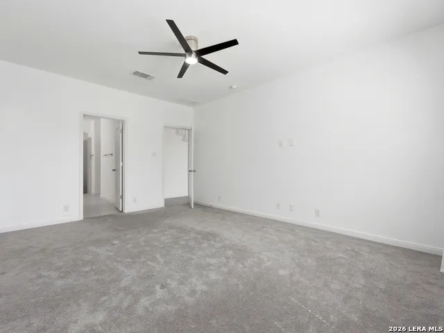619 HIDDEN VIEW ST New Braunfels, TX 78130