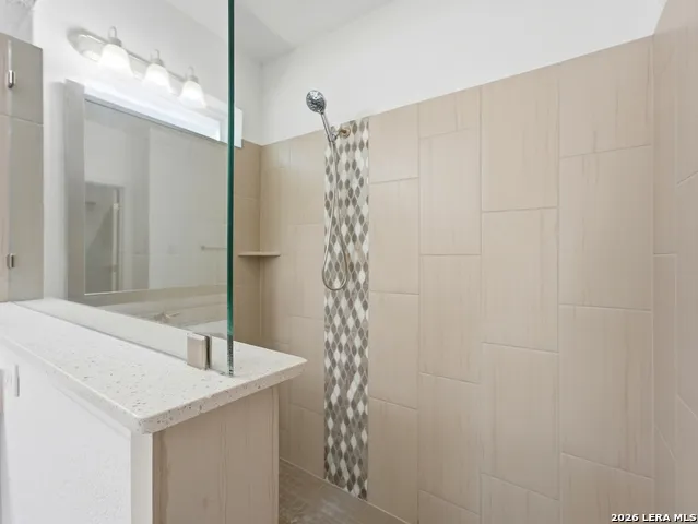 619 HIDDEN VIEW ST New Braunfels, TX 78130