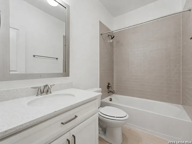 619 HIDDEN VIEW ST New Braunfels, TX 78130