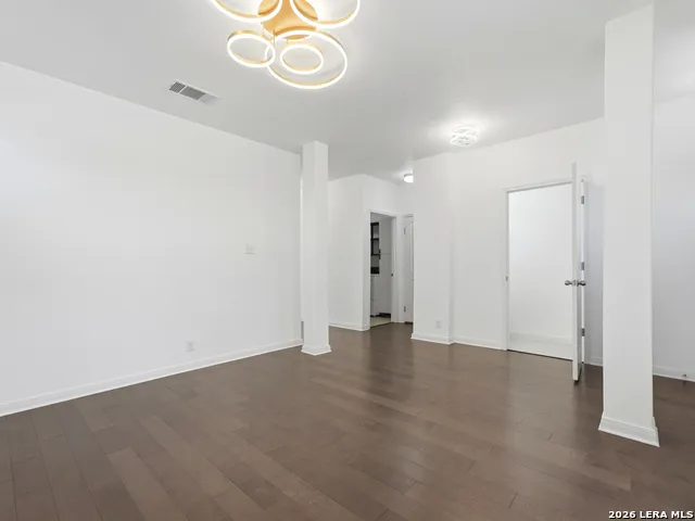 619 HIDDEN VIEW ST New Braunfels, TX 78130