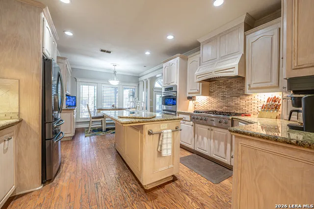 1825 CLARICE AVE Alice, TX 78332