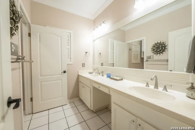1825 CLARICE AVE Alice, TX 78332