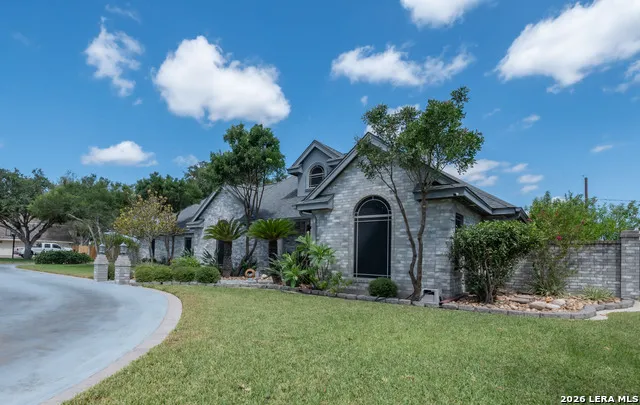1825 CLARICE AVE Alice, TX 78332