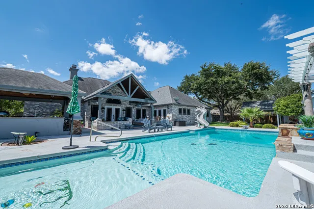 1825 CLARICE AVE Alice, TX 78332