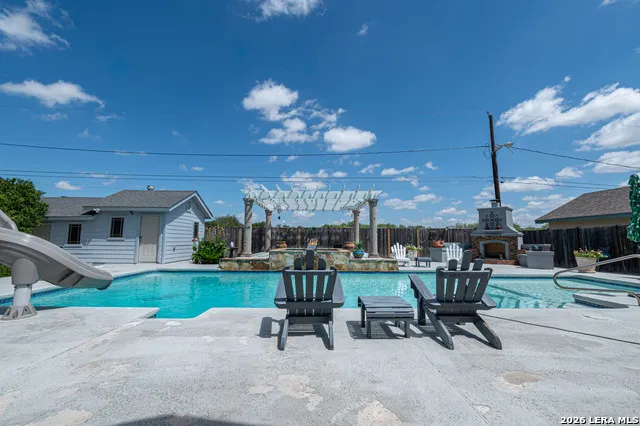 1825 CLARICE AVE Alice, TX 78332