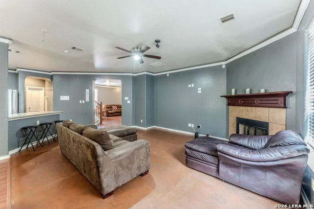 7219 Albany Rdg San Antonio, TX 78250