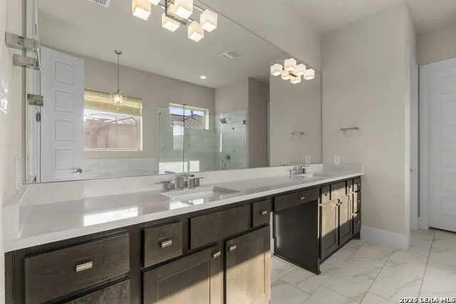 7203 Bella Cloud San Antonio, TX 78256