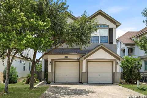 21742 ANDREWS GDN